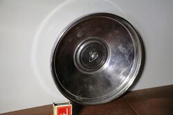 HUBCAP 9inch Classic Torana LC