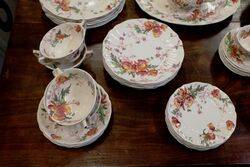 Lovely Quality Royal Doulton Sherborne Dinner Service  