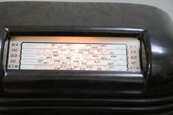 Original Vintage Small Australian Bakelite Radio 