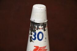 Rare Mobiloil Outboard Tin Top on Pint Oil Bottle