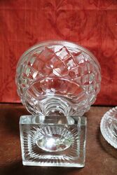 Regency cut glass bonbonniere with a domed cover 