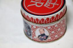 The Queenand39s Silver Jubilee 1977 Pictorial Tin