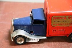 TriAng Minic Tin Plate Transport Van