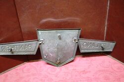 VINTAGE LAYLAND BLACK PANTHER BUS BADGE