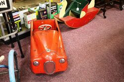 Vintage 1950s Triang Meteor Pedal Car 