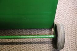 Vintage Castrol Wakefield 
