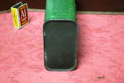 Vintage Castrol Wakefield XL 30 Motor Oil 1qrt Tin