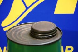 Vintage Castrol Z Motor Oil 1quart Can with Contents