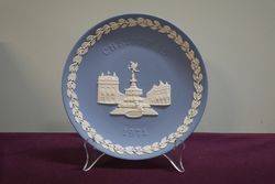 English Wedgwood Christmas 1971 Plate With Original Box 