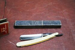 Vintage Epsom Straight Razor in Original Case