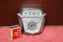 Vintage Ford Lightning Di Cast Badge.