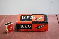Vintage K.L.G. Sparking Plugs Packaging Tin. Vintage K.L.G. Sparking Plugs Packaging Tin.