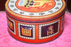 Vintage Lion on Crown ER 11 Tin by Peak Frean and Co