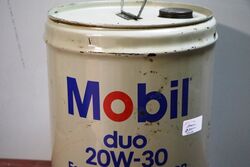 Vintage Mobil Duo 20W30 Motor Oil Drum 