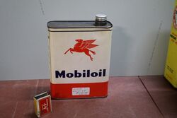 Vintage Mobiloil Pegasus 2 litre Oil Tin.