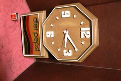 Vintage Pepsi Wall Clock Impact International Plastic Woodgrain 1970s 