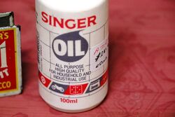 Vintage Plastic Singer Oil AllPurpose Oiler