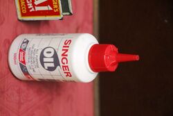 Vintage Plastic Singer Oil AllPurpose Oiler