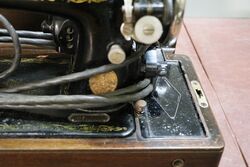 Vintage Singer ED788363 Electric Sewing Machine