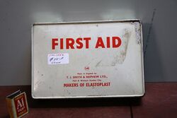 Vintage T.J.Smith & Nephew Elastoplast First Aid Kit.