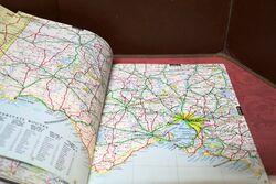 Vintage The Ampol Touring Atlas of Australia