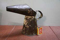 Vintage Well Used Unbranded Quart Pourer