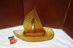  ART DECO AMBER PRESSED GLASS YACHT/BOAT. BY CARLSHUTTE. #